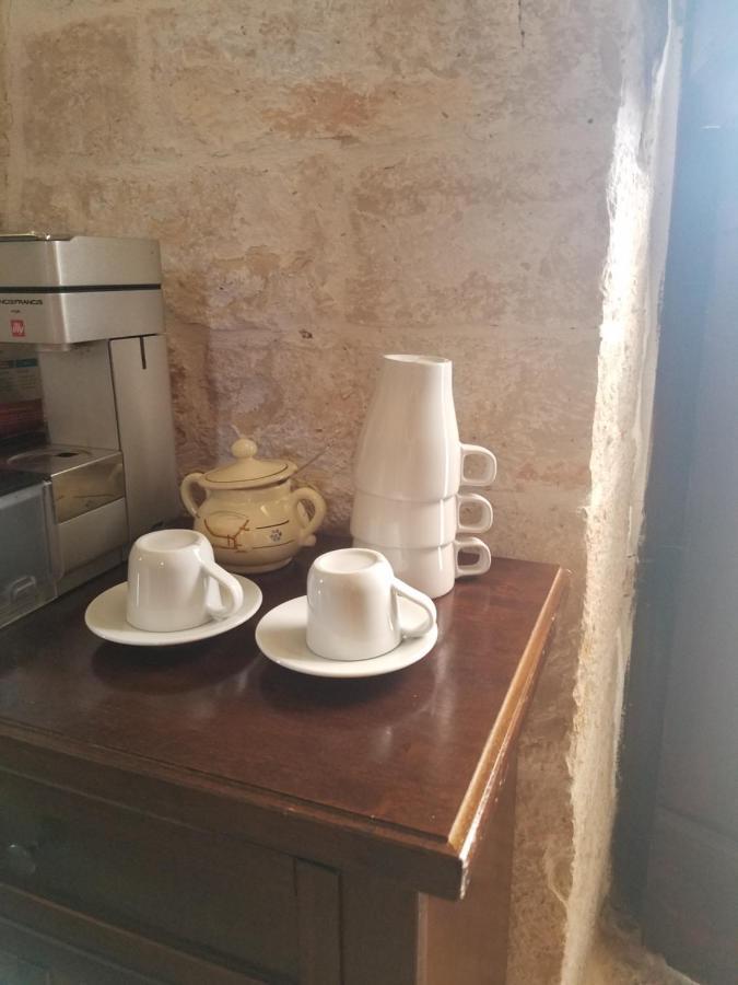 Antico Trullo Immerso Nella Campagna Alberobello Kültér fotó