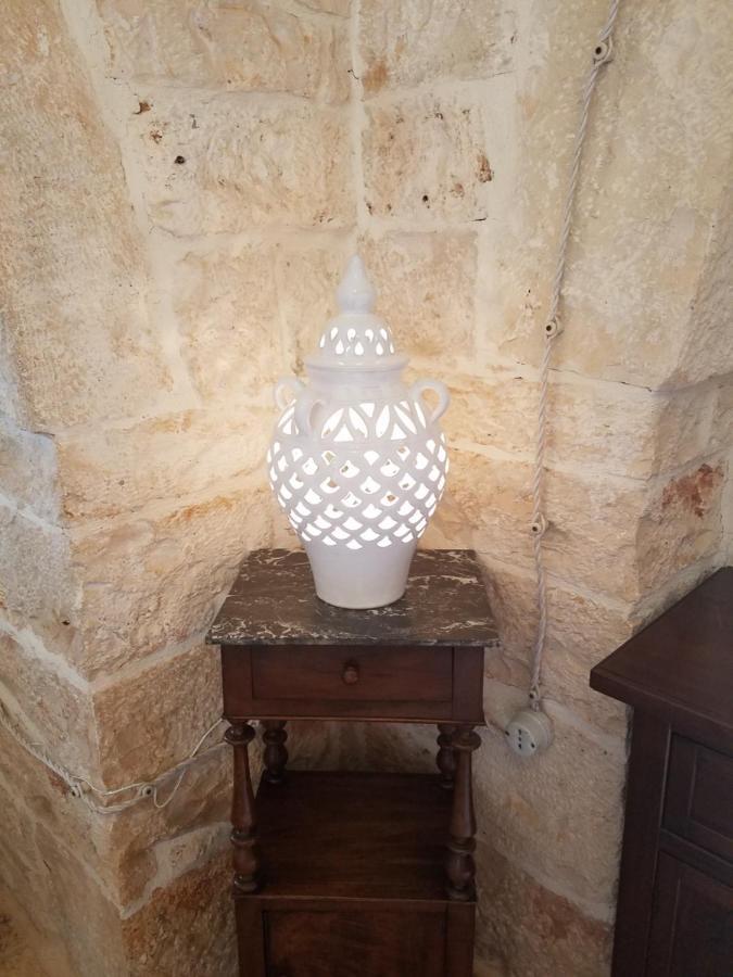 Antico Trullo Immerso Nella Campagna Alberobello Kültér fotó