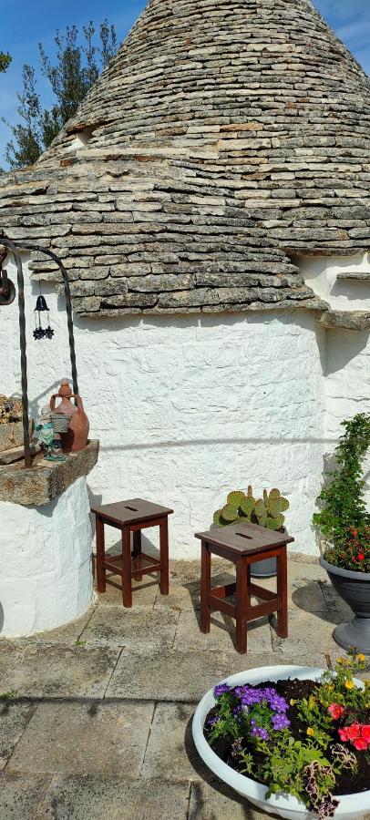 Antico Trullo Immerso Nella Campagna Alberobello Kültér fotó
